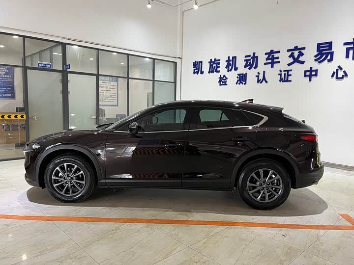 Фото 7 - Mazda CX-4