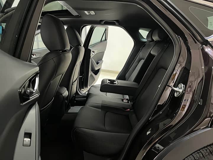 Фото 9 - Mazda CX-4