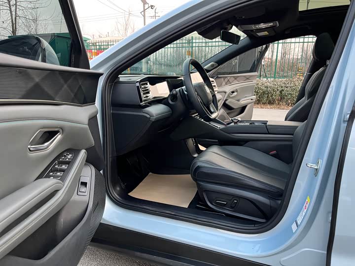 Фото 5 - BYD Qin L