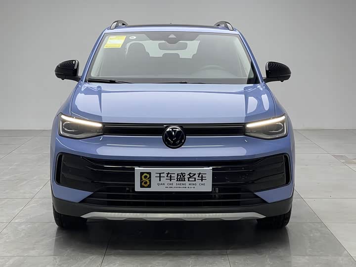 Фото 2 - Volkswagen Tharu