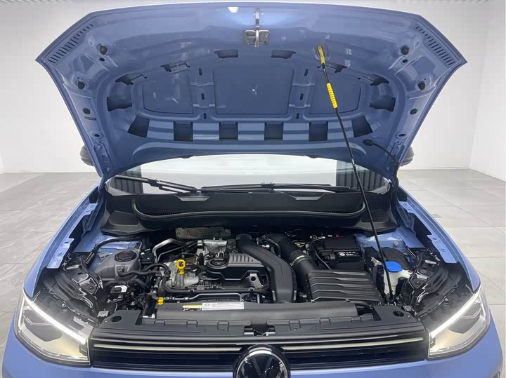 Фото 9 - Volkswagen Tharu