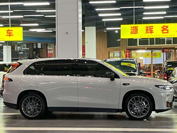 Фото 3 - Leapmotor C10