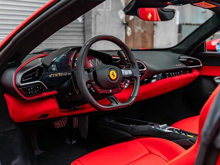 Фото 4 - Ferrari 296