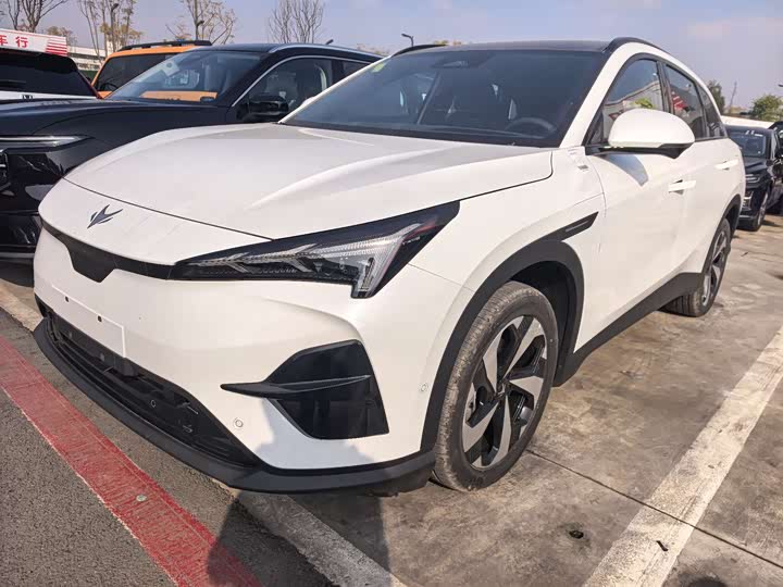 Фото 1 - BAIC Arcfox Alpha T5