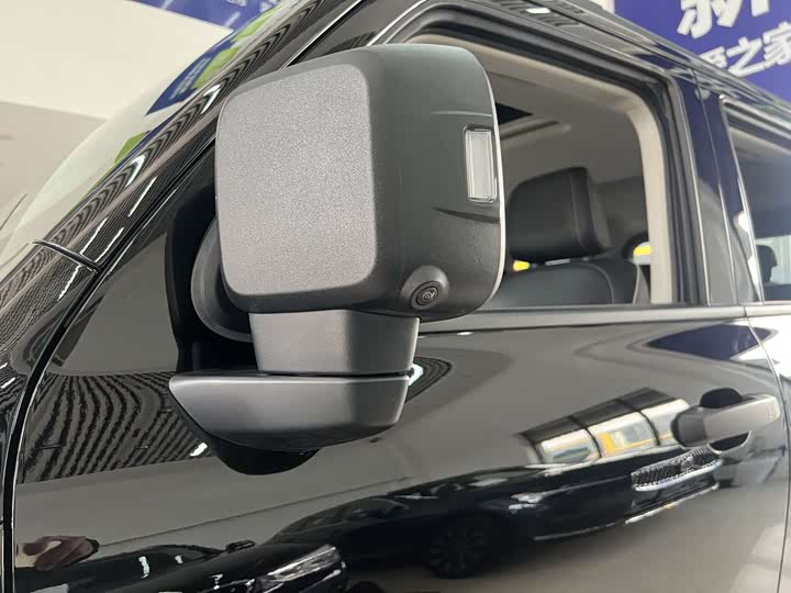 Фото 7 - Tank 300