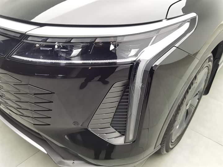 Фото 7 - Exeed RX