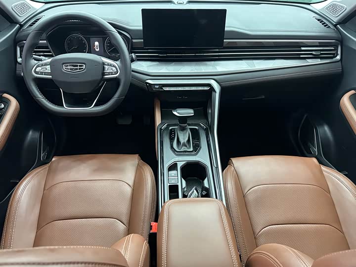 Фото 6 - Geely Vision X6