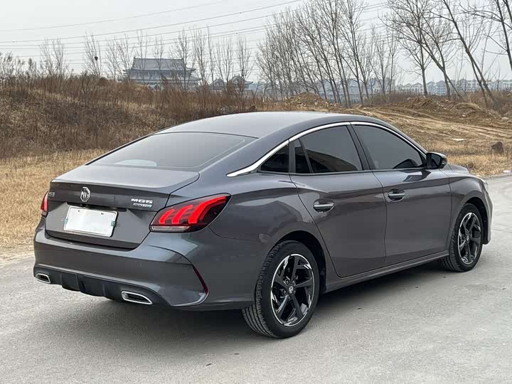 Фото 7 - MG Motor 5