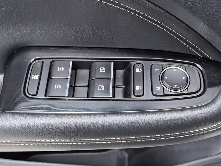 Фото 9 - GAC Trumpchi GS5