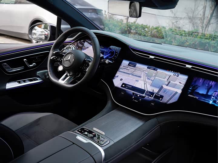 Фото 9 - Mercedes-Benz EQE AMG