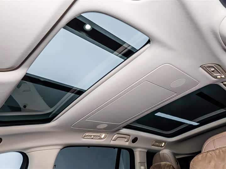 Фото 7 - LiXiang i8