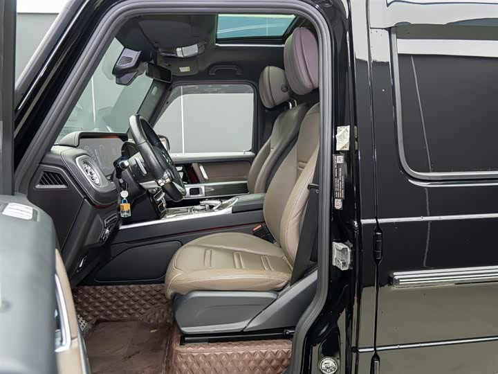 Фото 7 - Mercedes-Benz G-Class