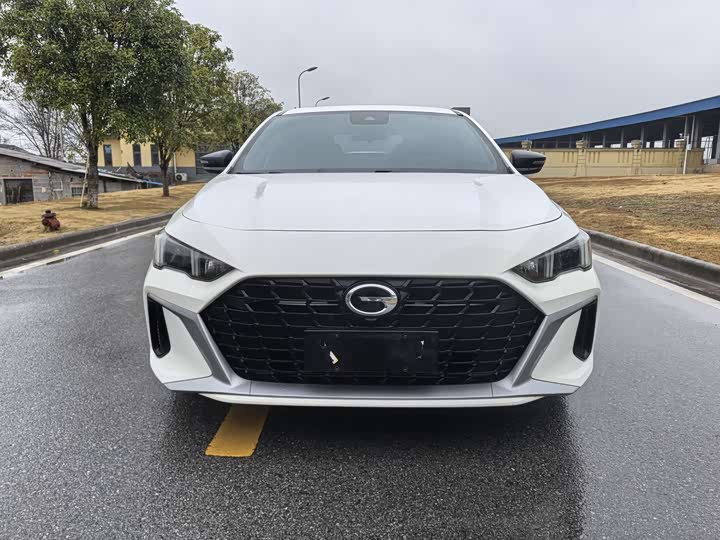 Фото 2 - GAC Trumpchi Empow R