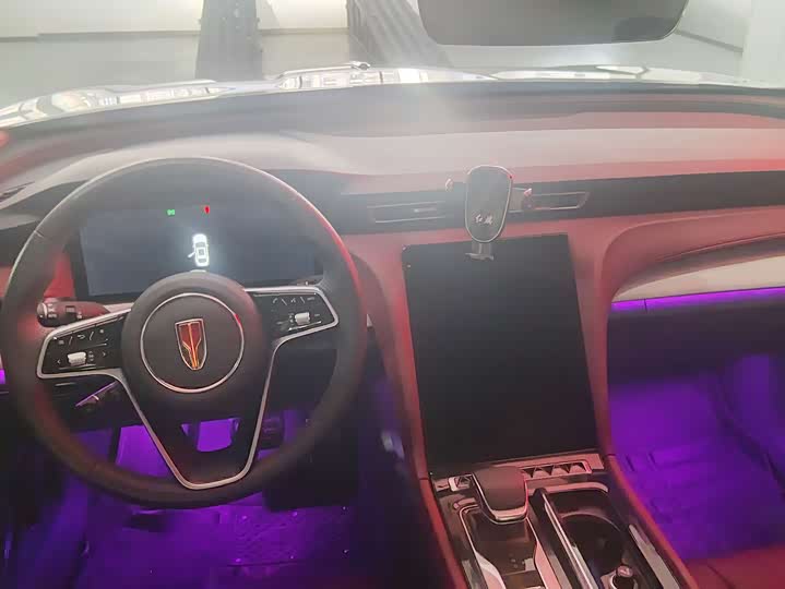 Фото 5 - Hongqi H5 Hybrid