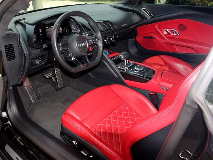 Фото 4 - Audi R8