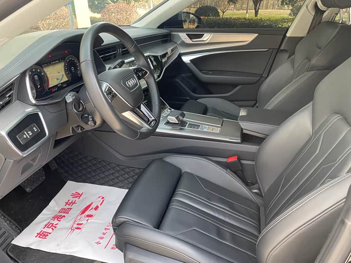 Фото 7 - Audi A7