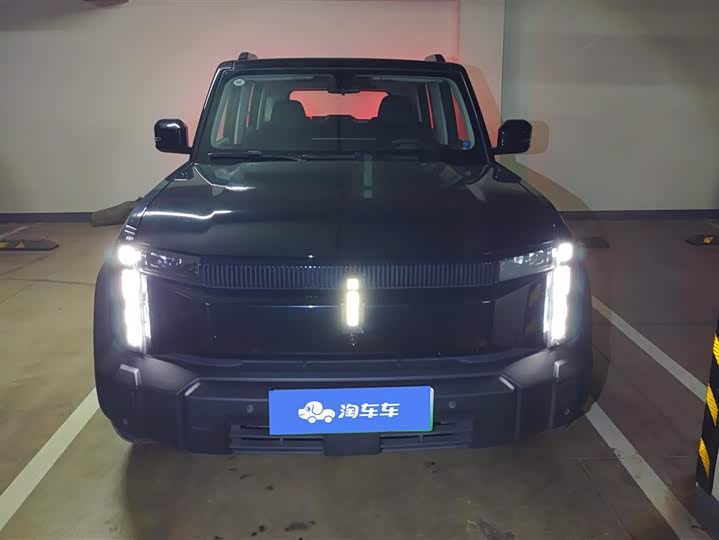 Фото 2 - Chery iCar 03