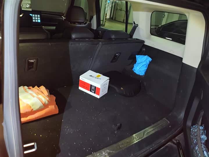 Фото 4 - Chery iCar 03