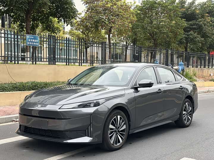 Фото 1 - Changan Qiyuan (Nevo) A05