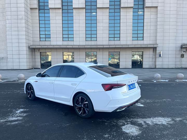 Фото 4 - Skoda Octavia Pro