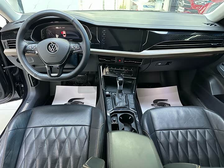 Фото 6 - Volkswagen Passat