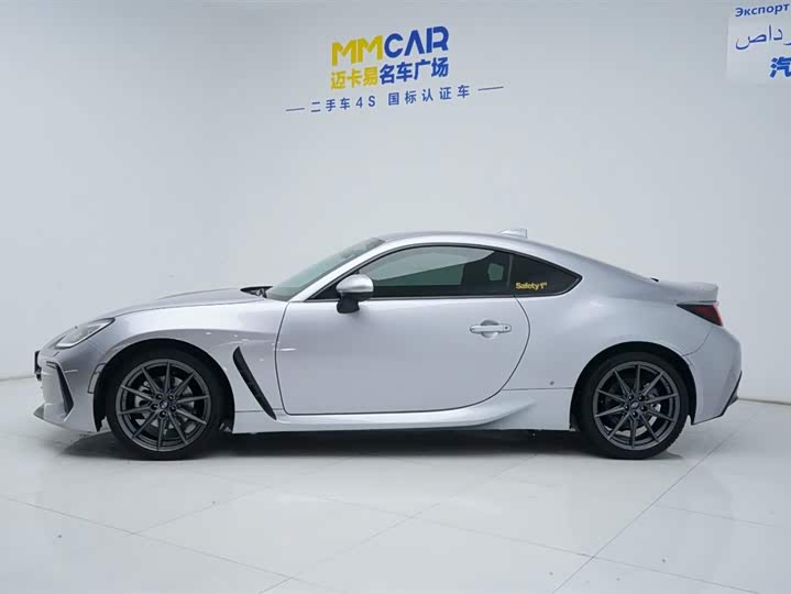 Фото 9 - Subaru BRZ