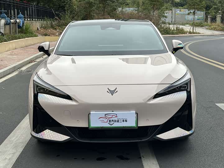 Фото 2 - BAIC Arcfox Alpha S5