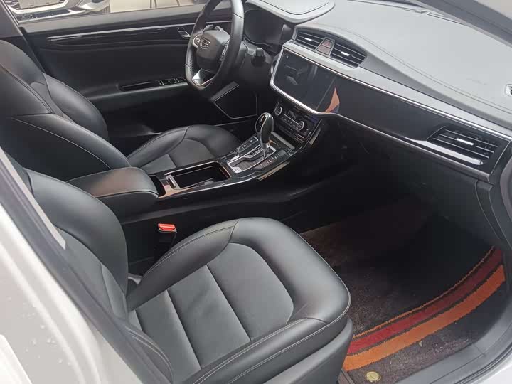 Фото 4 - Geely Emgrand GL