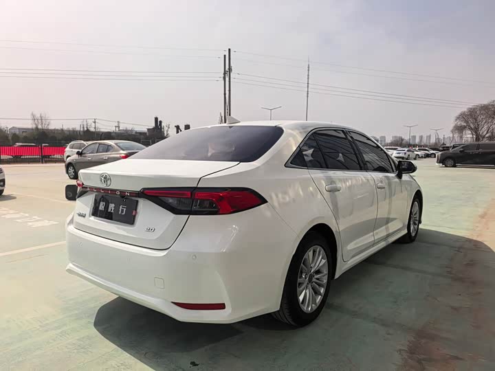 Фото 5 - Toyota Allion