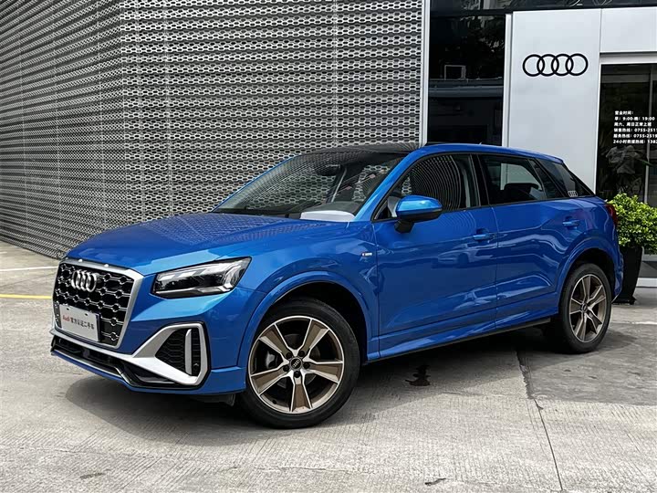 Фото 1 - Audi Q2L