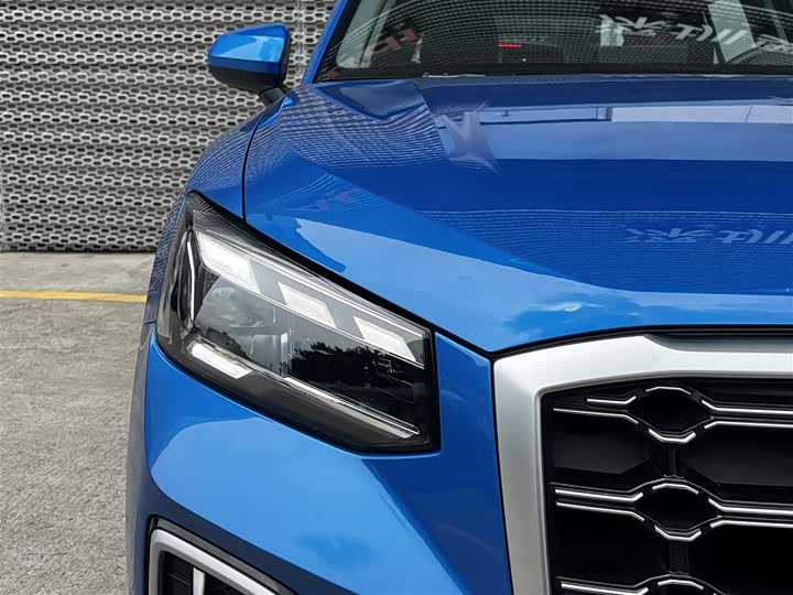 Фото 7 - Audi Q2L