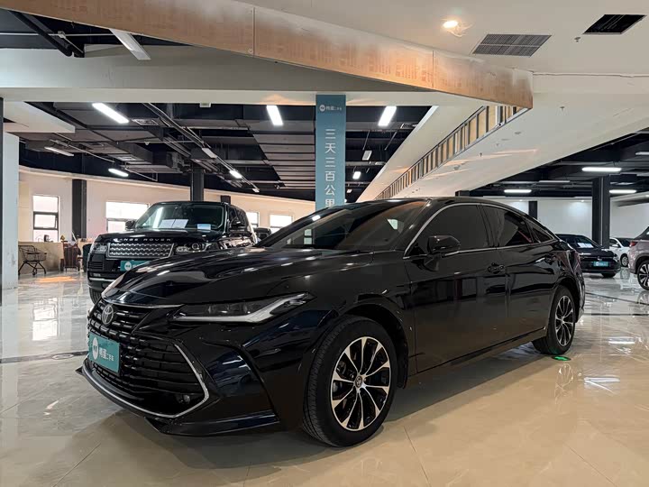 Photo 1 - Toyota Avalon