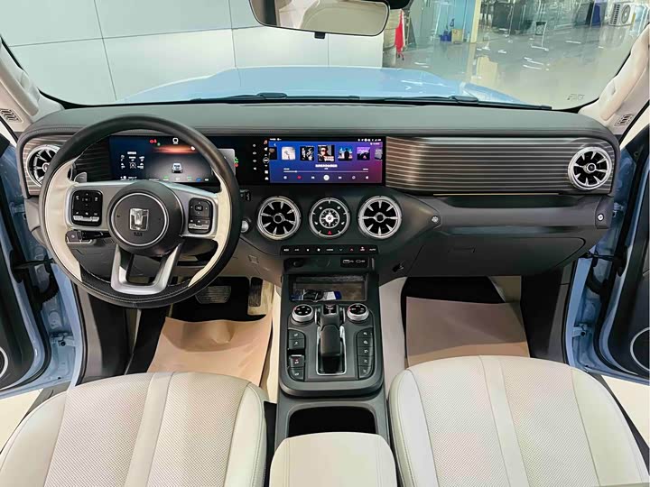 Фото 9 - Tank 300 Hybrid