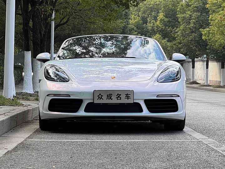 Фото 3 - Porsche 718