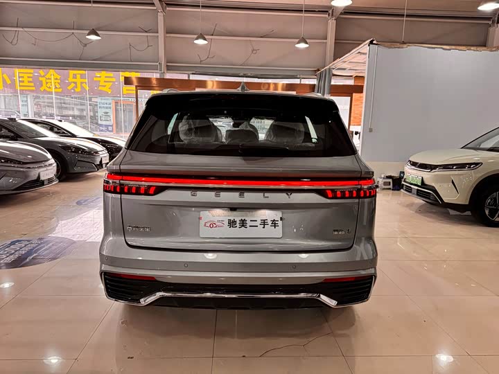 Фото 5 - Geely Monjaro