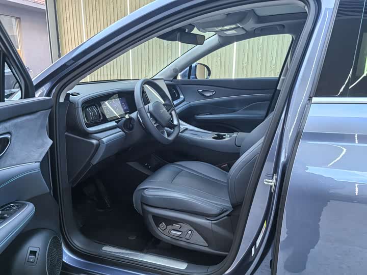 Фото 2 - BYD Sea Lion 07 DM-i Hybrid