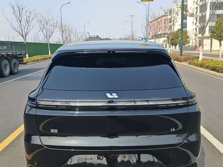 Фото 7 - LiXiang L6