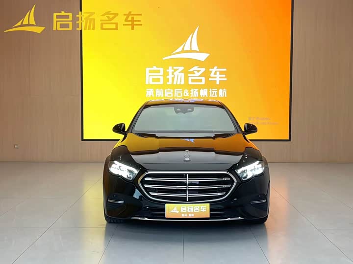 Фото 2 - Mercedes-Benz E-Class