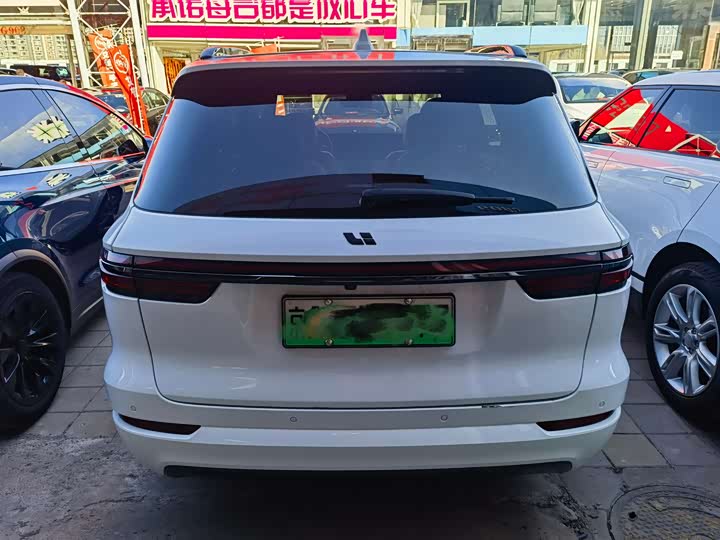 Фото 5 - LiXiang One