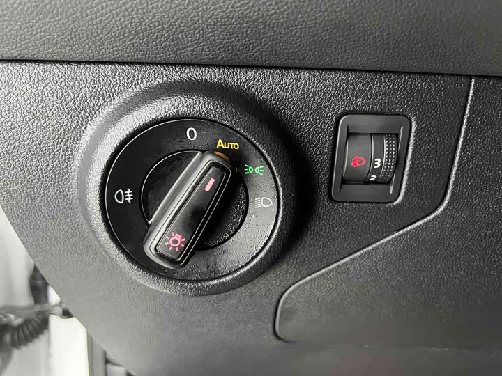 Фото 9 - Jetta VS7