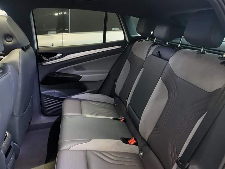 Фото 9 - Volkswagen ID.4 Crozz