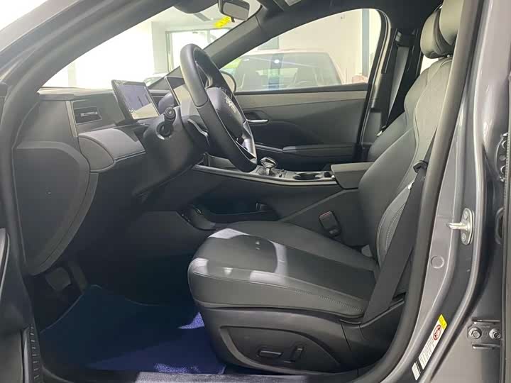 Фото 3 - BYD Qin Plus