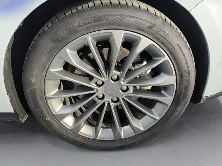 Фото 6 - Leapmotor C01