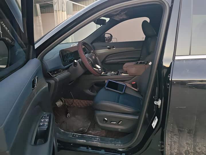 Фото 9 - Ford Equator Sport