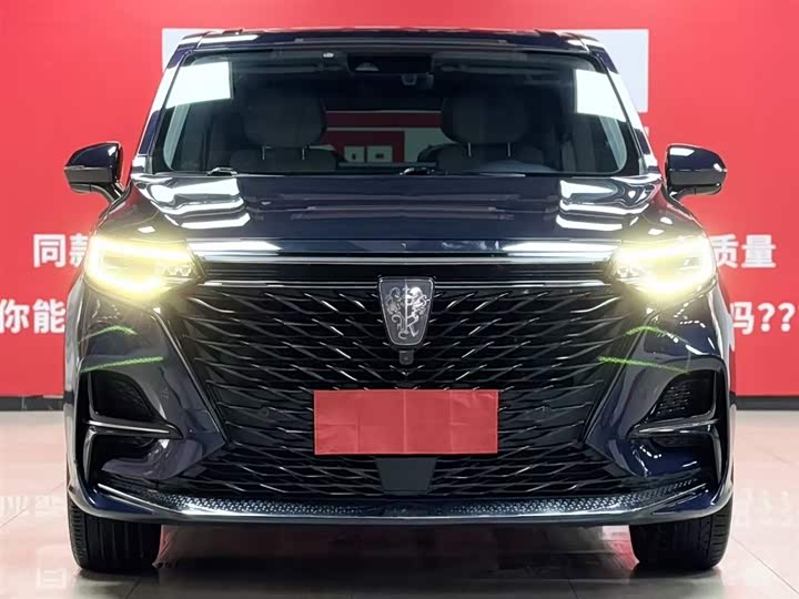 Фото 2 - Roewe iMax 8