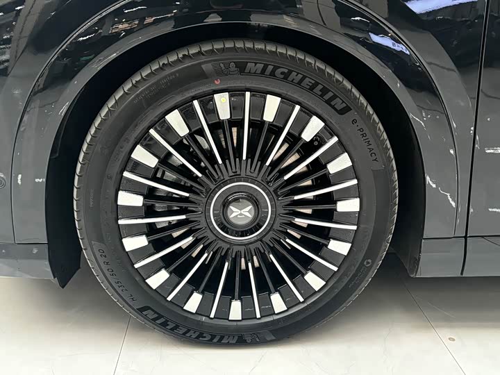 Фото 5 - XPeng X9