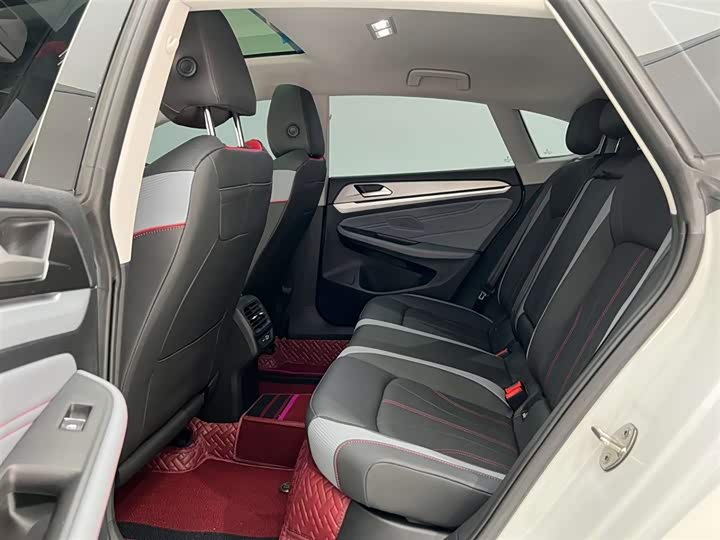 Фото 3 - Volkswagen Lamando L