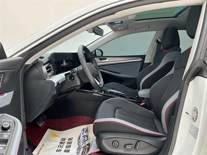 Фото 8 - Volkswagen Lamando L