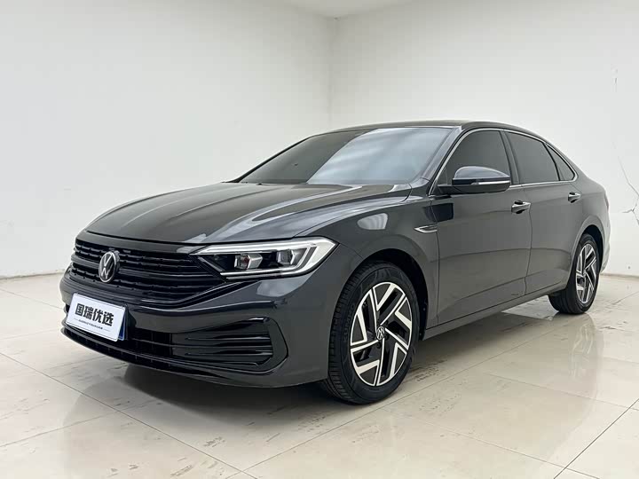 Фото 1 - Volkswagen Sagitar L