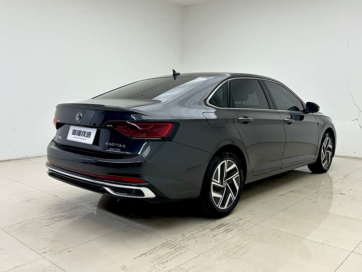 Фото 5 - Volkswagen Sagitar L